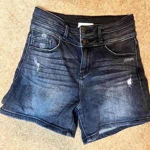 KanCan curvy ultra high shorts